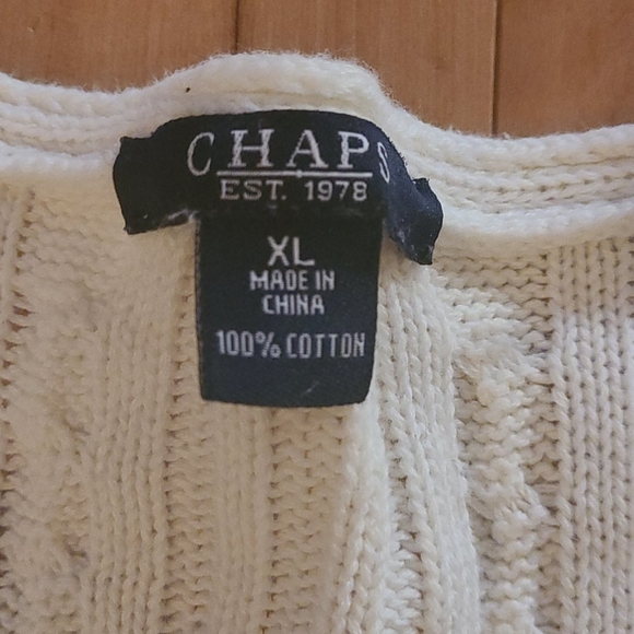 Chaps white sweater - Picture 2 of 3